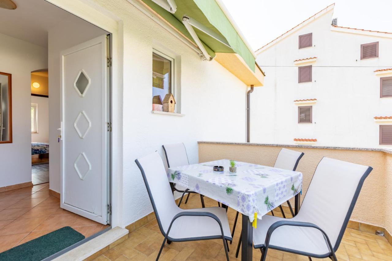 Apartments Vesna Пунат Екстер'єр фото