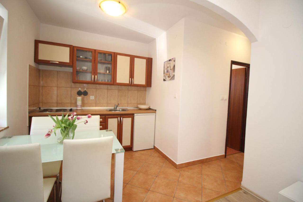 Apartments Vesna Пунат Екстер'єр фото